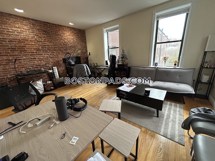 back-bay-apartment-for-rent-1-bedroom-1-bath-boston-3200-4588126 