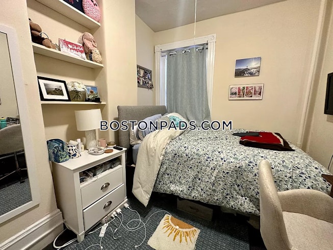 Boston - $3,900 /mo