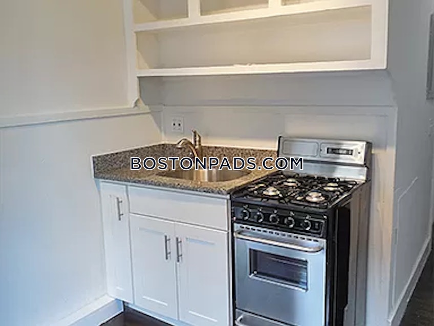 Cambridge - $2,950 /month