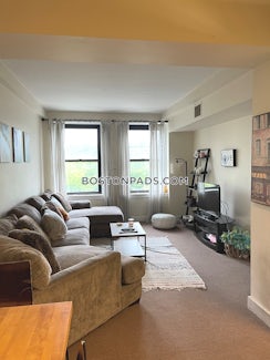 Boston, $3,800/mo