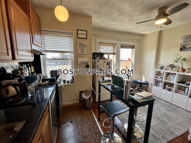 Boston - $2,750 /mo