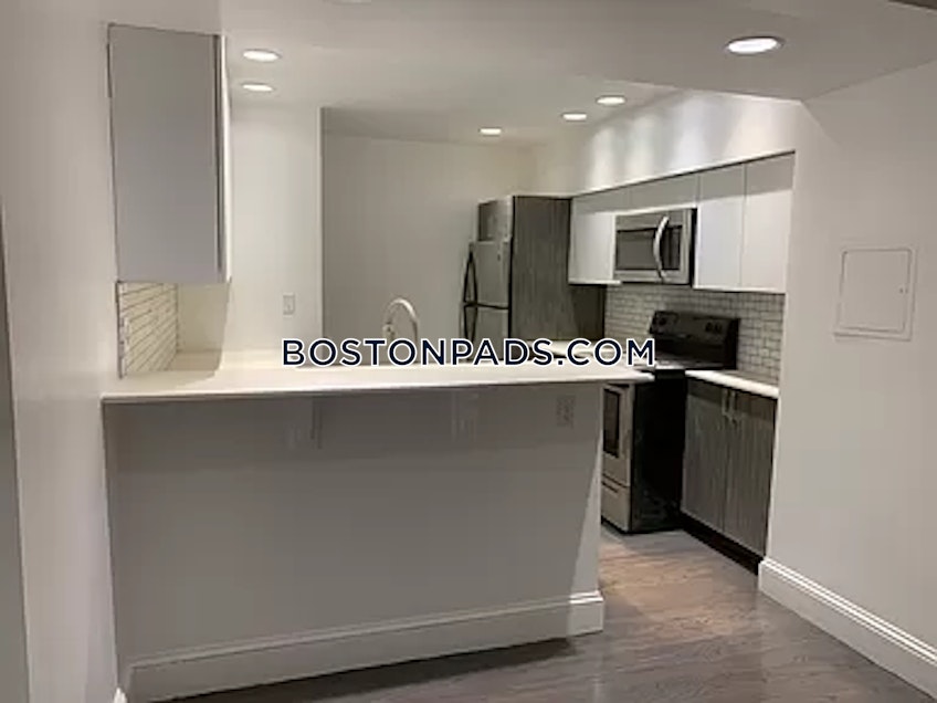 Boston - $4,050 /month