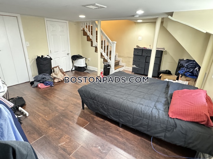 fort-hill-apartment-for-rent-4-bedrooms-2-baths-boston-4700-4460140 