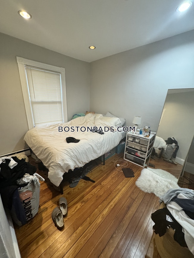 Boston - $2,370 /mo