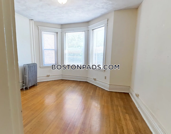 fenwaykenmore-apartment-for-rent-studio-1-bath-boston-2200-4556623 