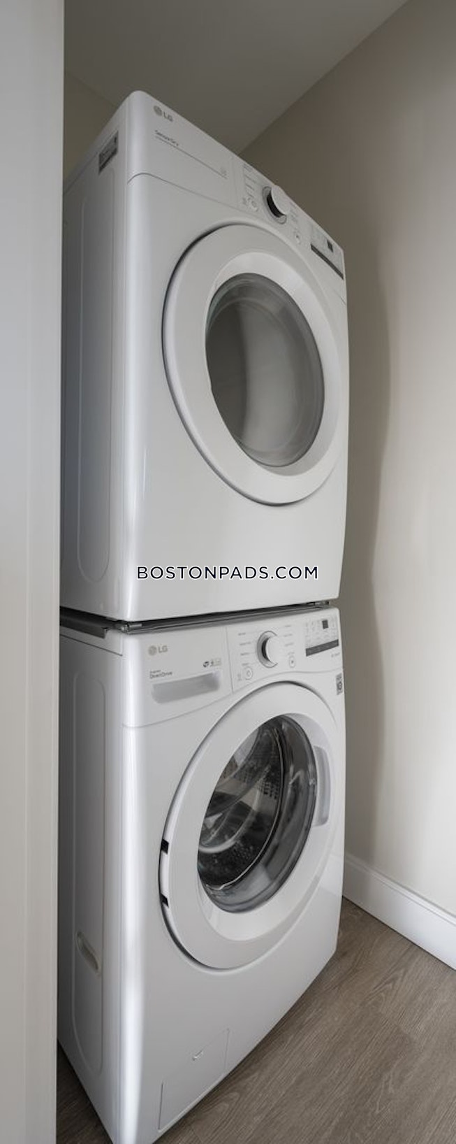 Boston - $2,750 /mo