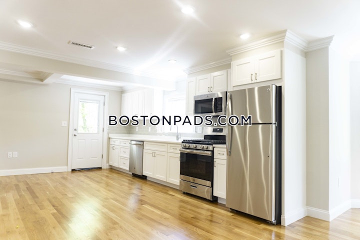allston-apartment-for-rent-3-bedrooms-2-baths-boston-5250-4559164 