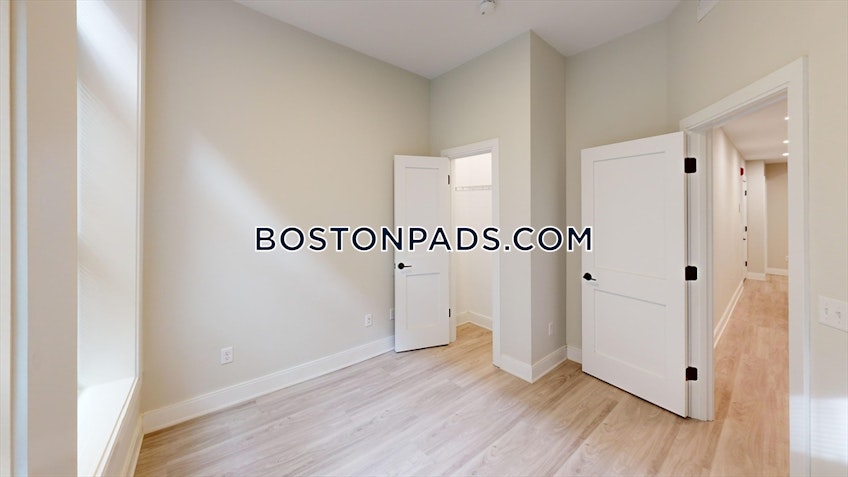 Boston - $7,200 /month
