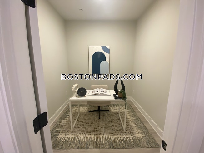 Boston - $7,200 /mo