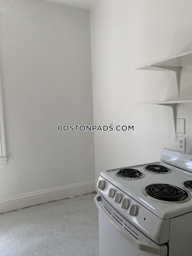 Boston - $1,875 /mo