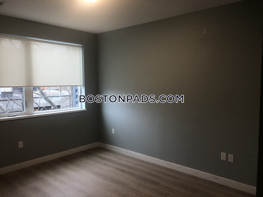 Boston - $2,800 /month