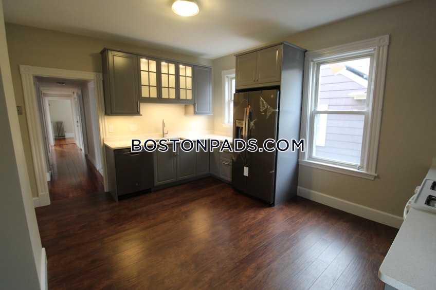 Boston - $3,000 /month