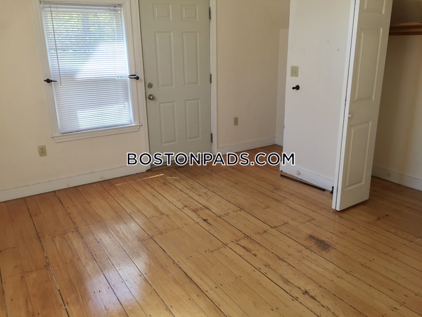 Boston - $2,400 /month