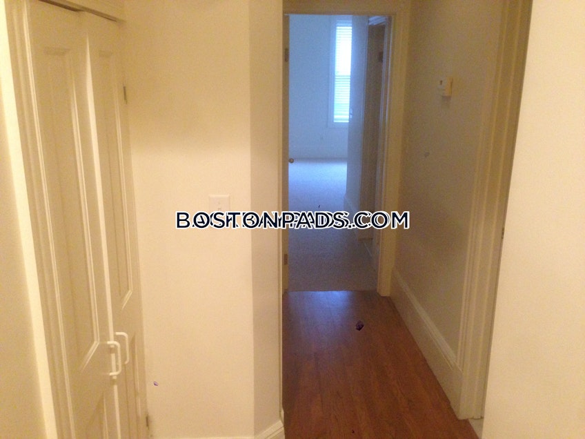 Boston - $2,950 /month