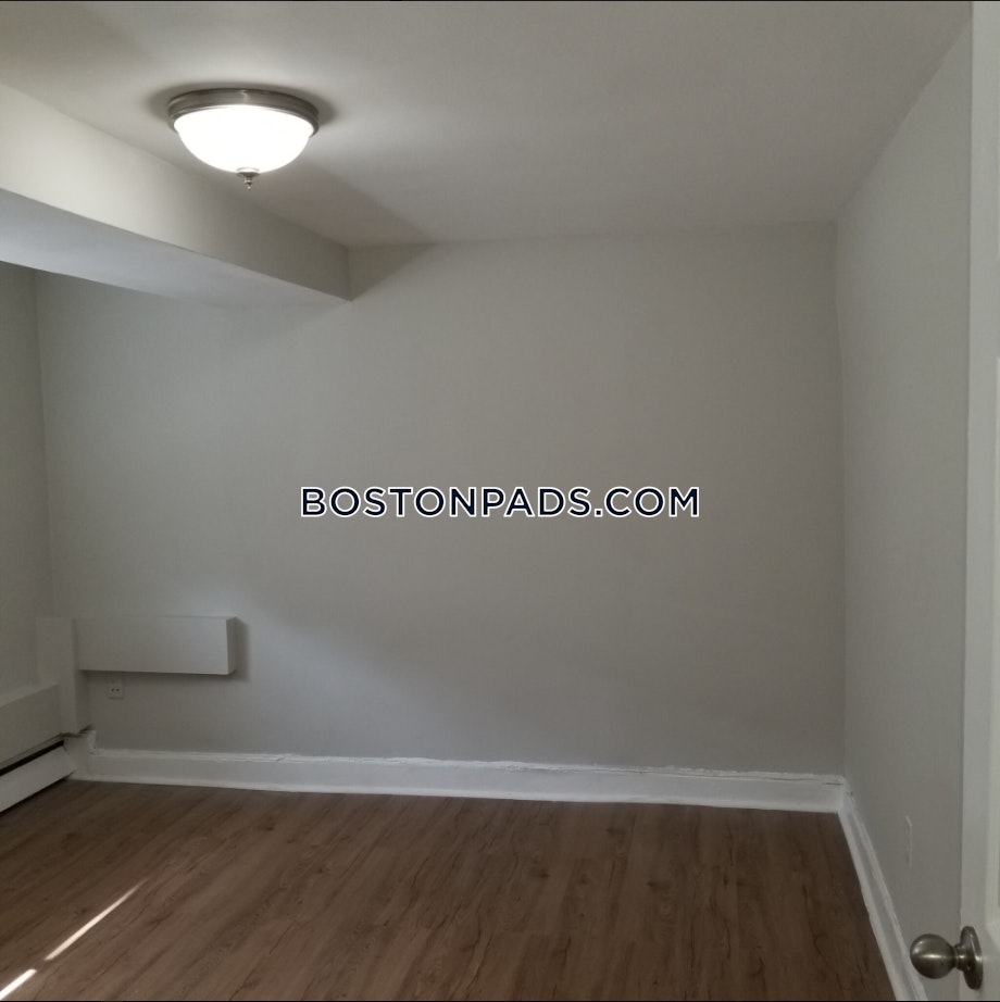 Boston - $2,800