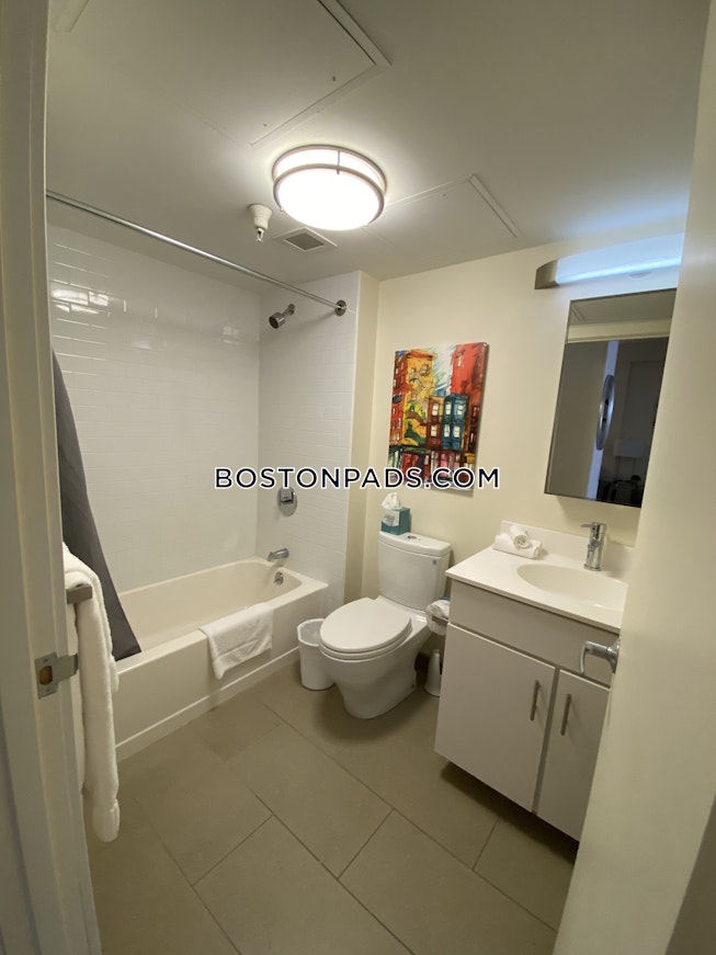 Boston - $4,100 /mo