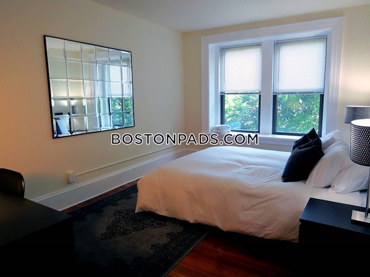 Beacon St., Brookline