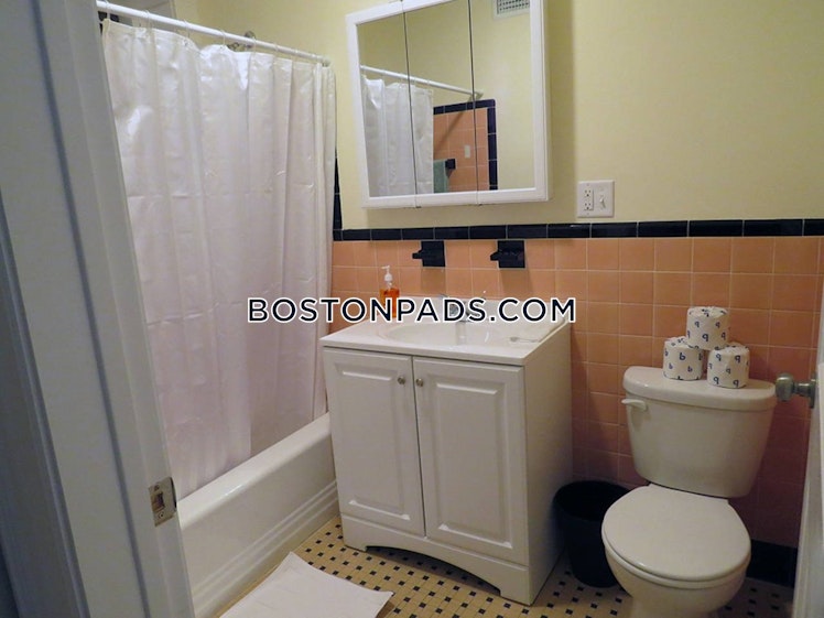 Beacon St., Brookline