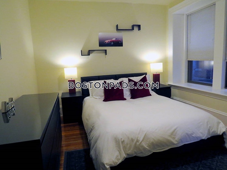 Beacon St., Brookline