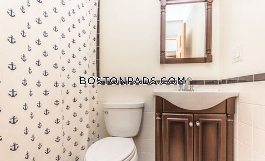 Boston - $2,850 /month