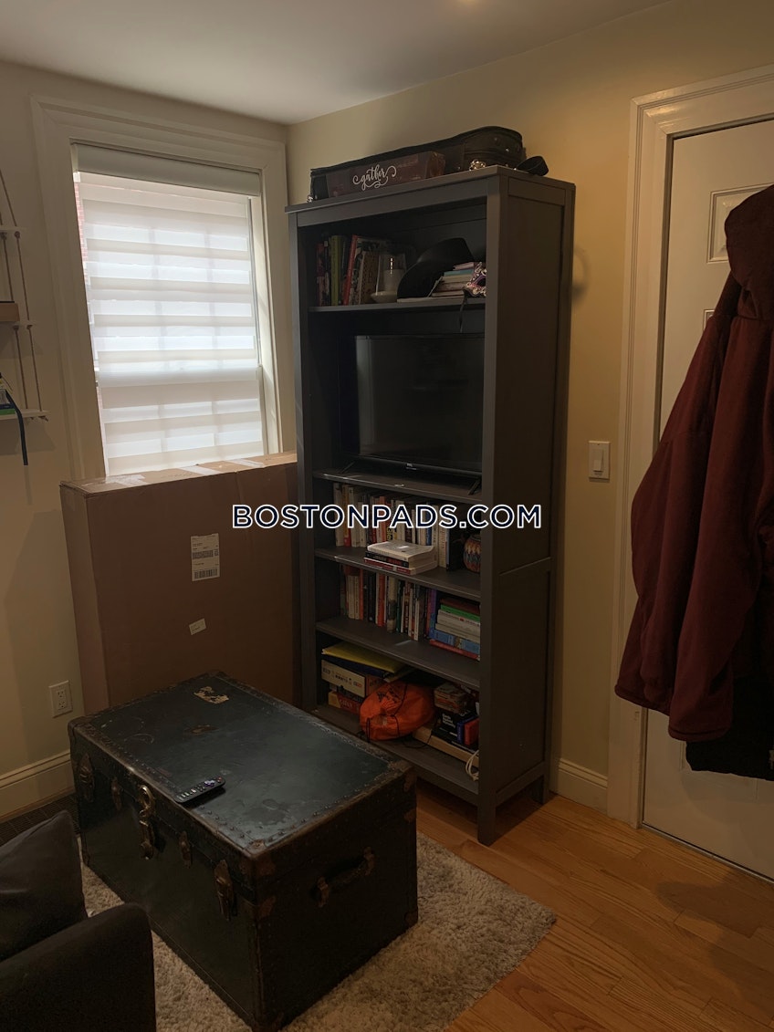 Boston - $3,000 /month