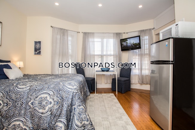 Boston - $2,350 /mo