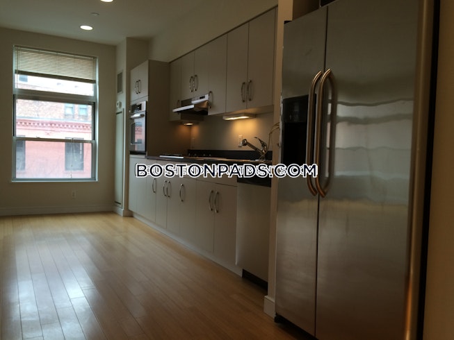 Boston - $4,500 /mo