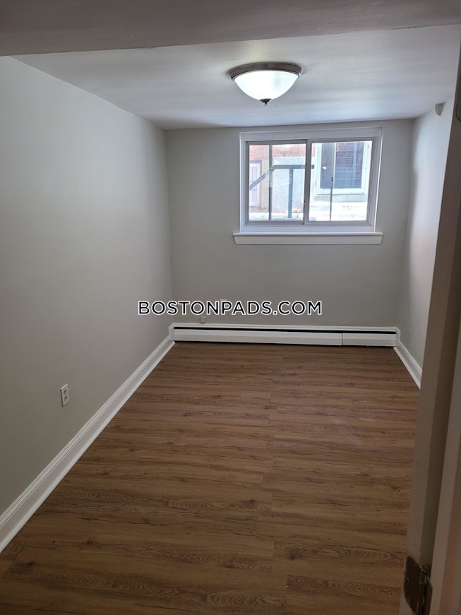 Boston - $3,500 /mo