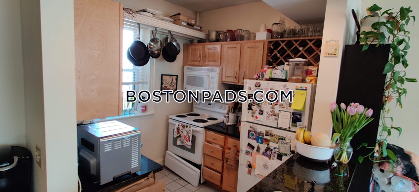 Boston - $1,975 /month