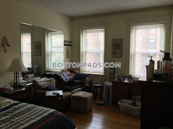 Boston, $2,675/mo