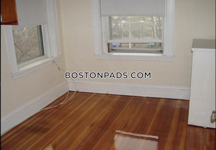 brighton-apartment-for-rent-3-bedrooms-1-bath-boston-3800-73173 