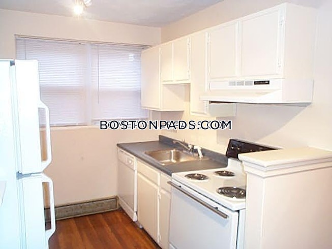 Somerville - $2,425 /mo