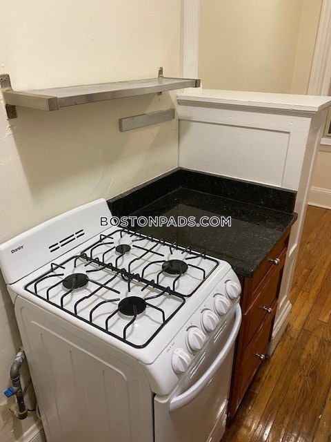 Cambridge - $2,800