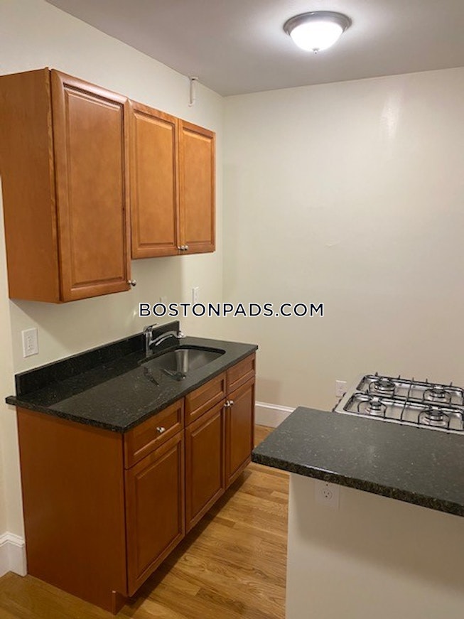 Cambridge - $2,800 /mo