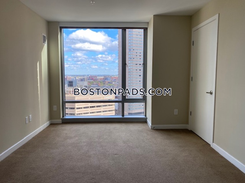 Boston - $8,430 /month