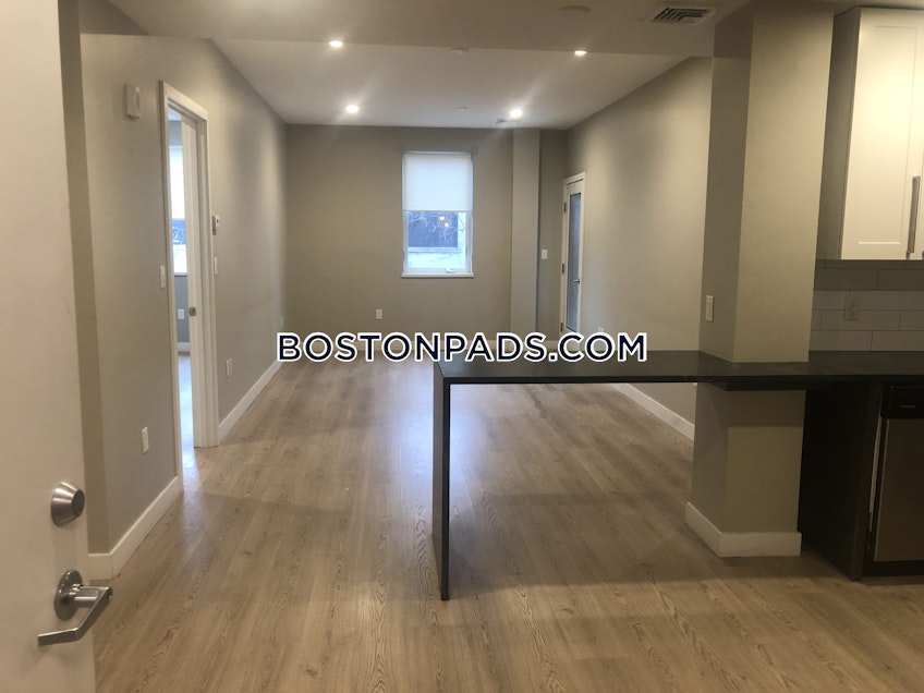 Boston - $2,800 /month