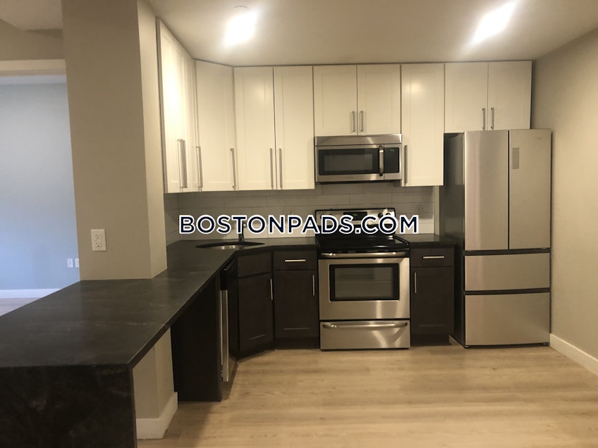 Boston - $2,800 /month