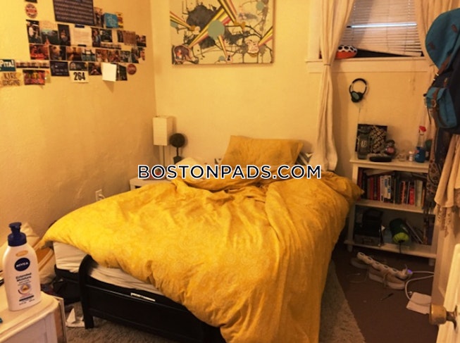 Boston - $2,800 /mo