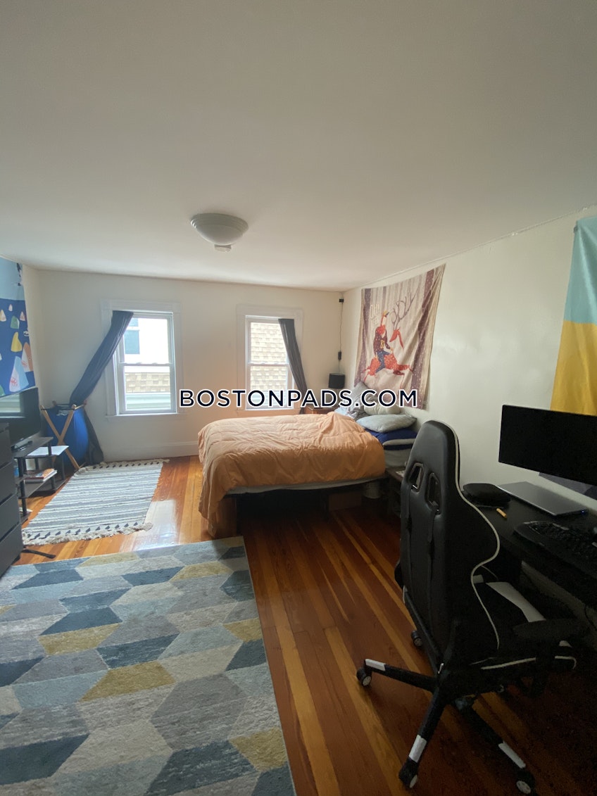 Somerville - $6,000 /month