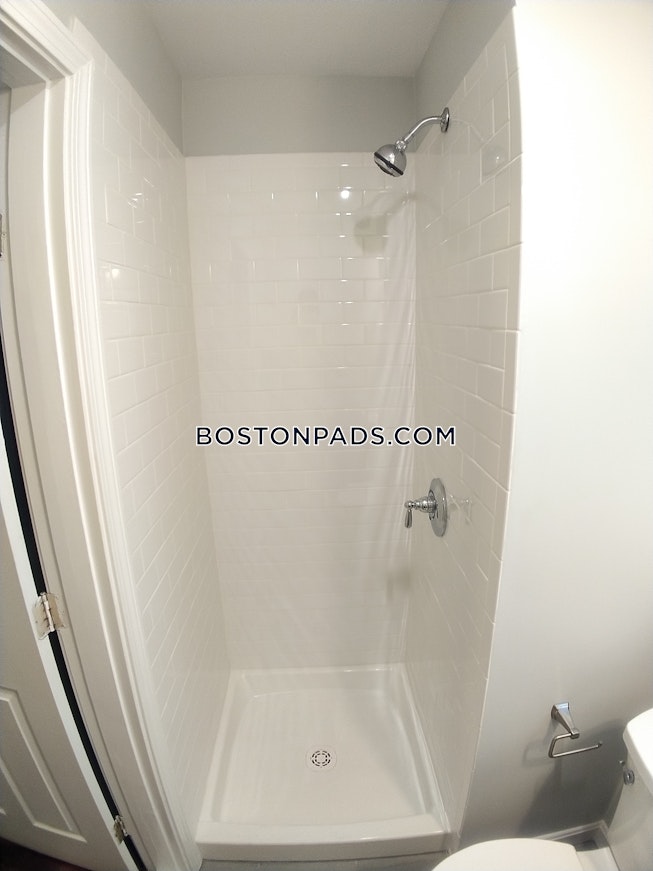 Boston - $3,800 /mo