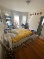 Boston - $3,100 /month