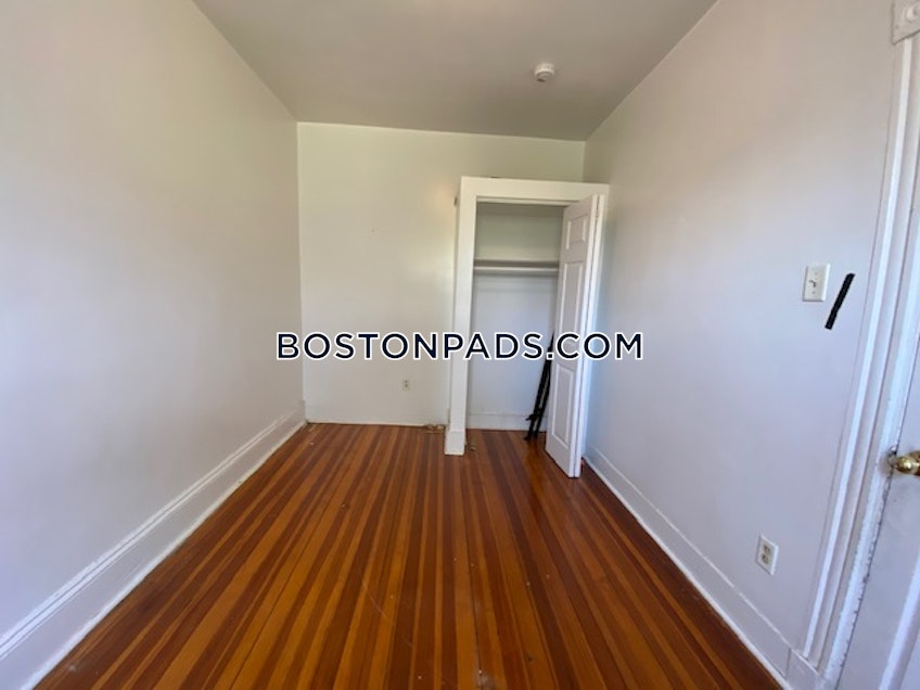 Boston - $2,300 /month