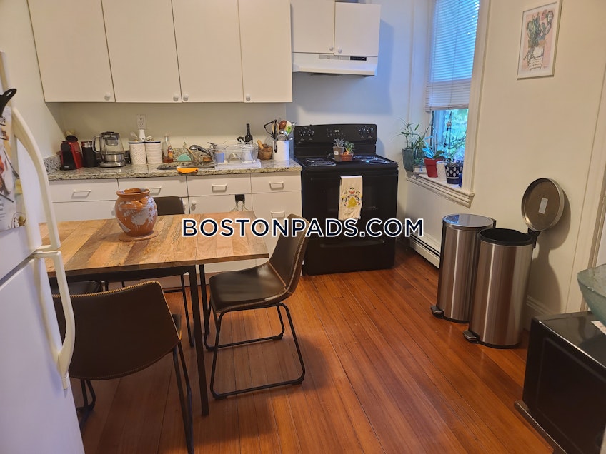 Brookline - $2,350 /month