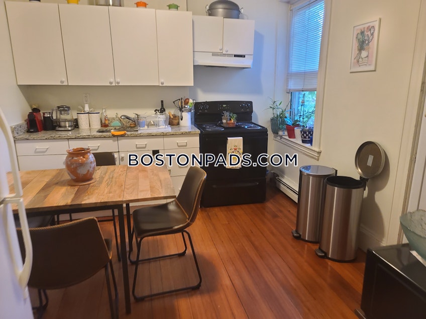 Brookline - $2,350 /month