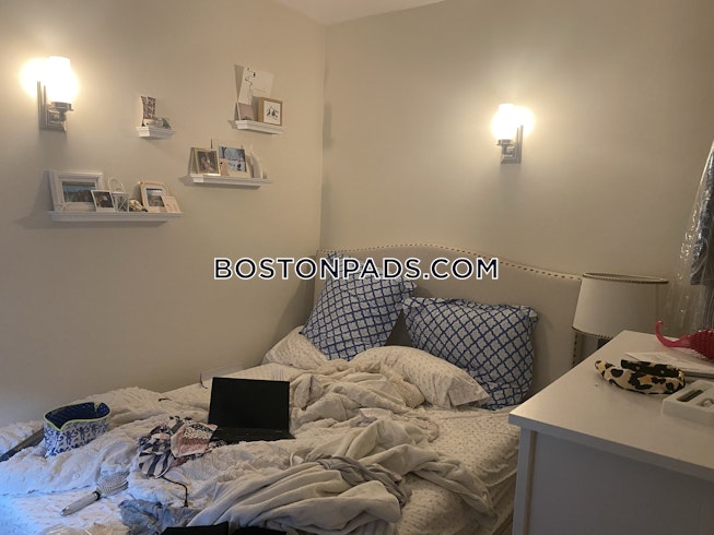 Boston - $4,625 /mo