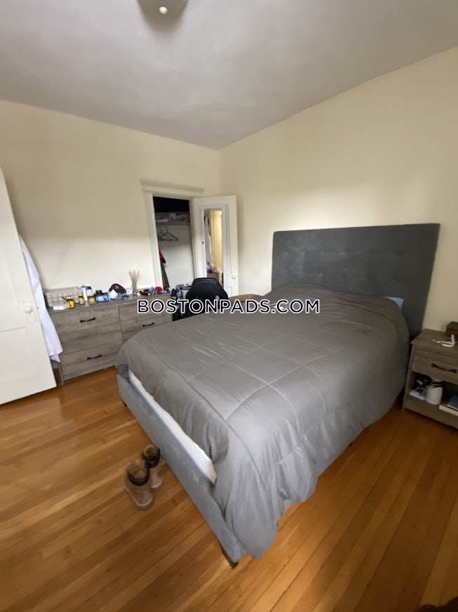 Boston - $3,600 /mo