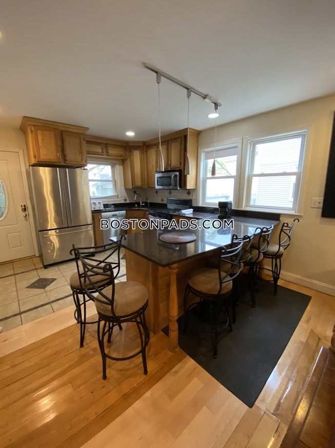 Boston - $6,000 /mo