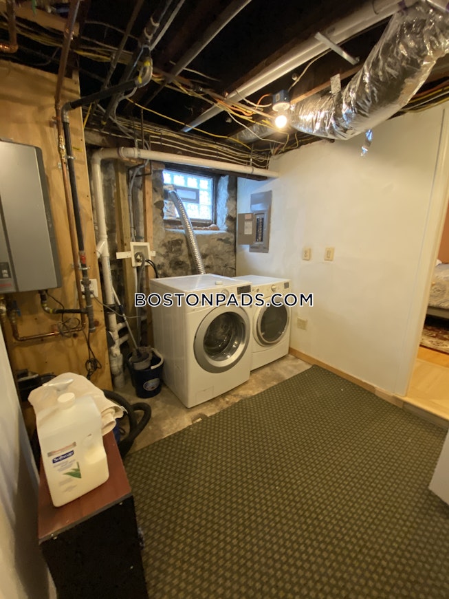 Boston - $6,000 /mo