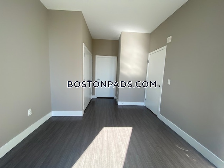 Boston - $4,665 /month