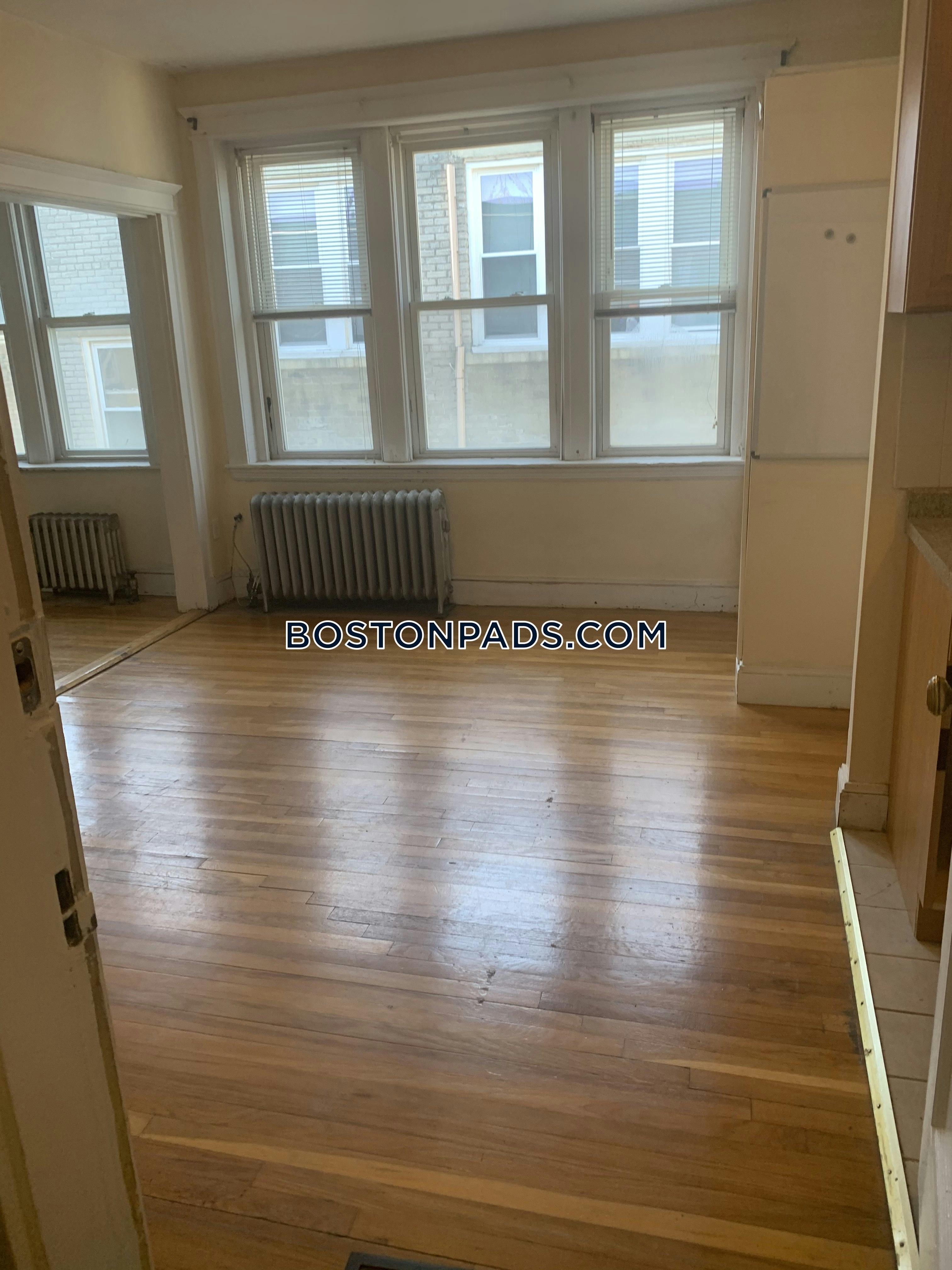 Boston - $1,600